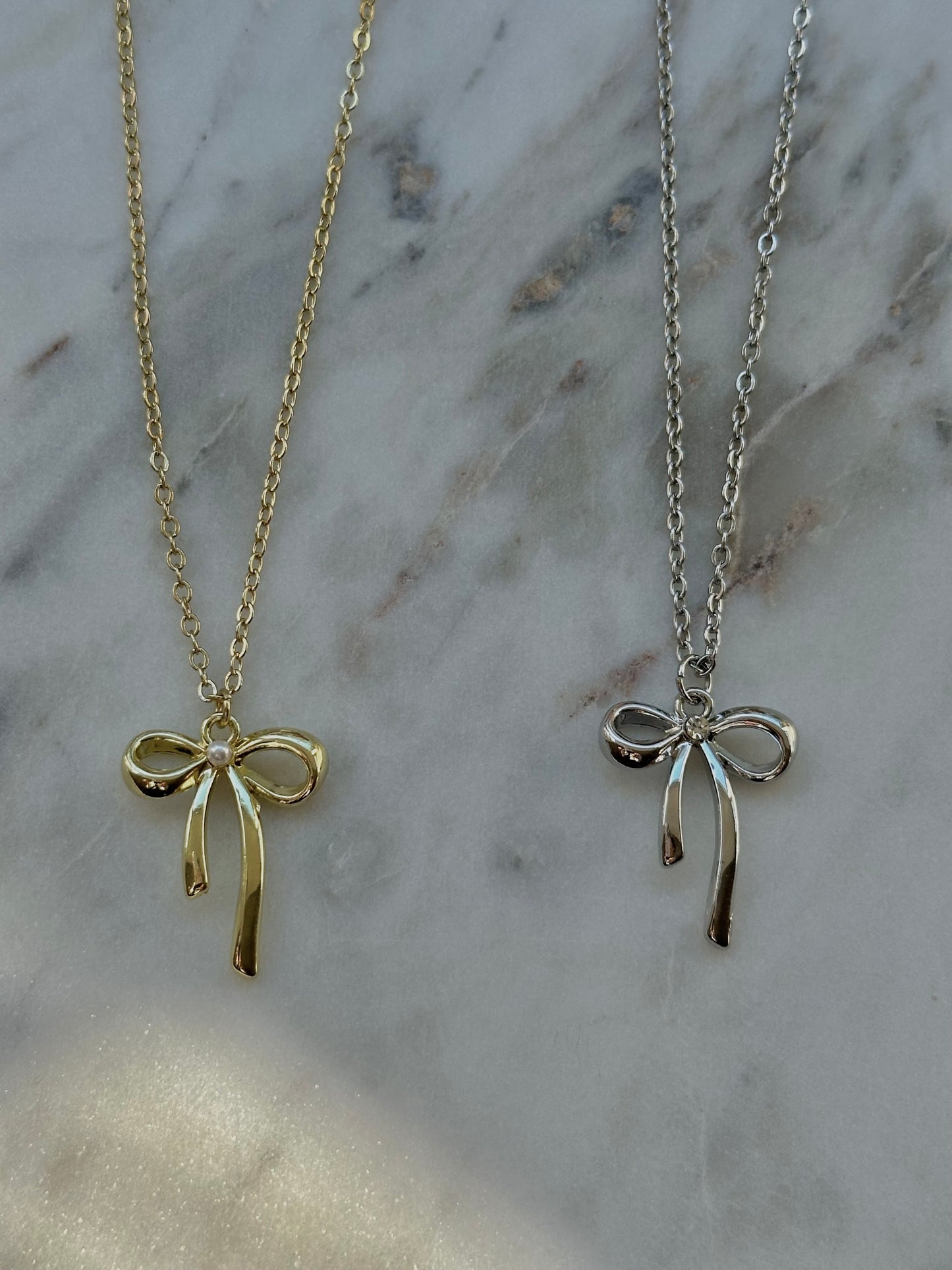 bow dainty chain necklace