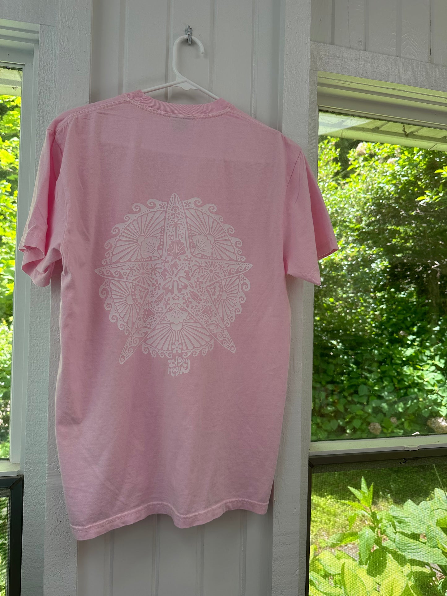 light pink starfish tee shirt
