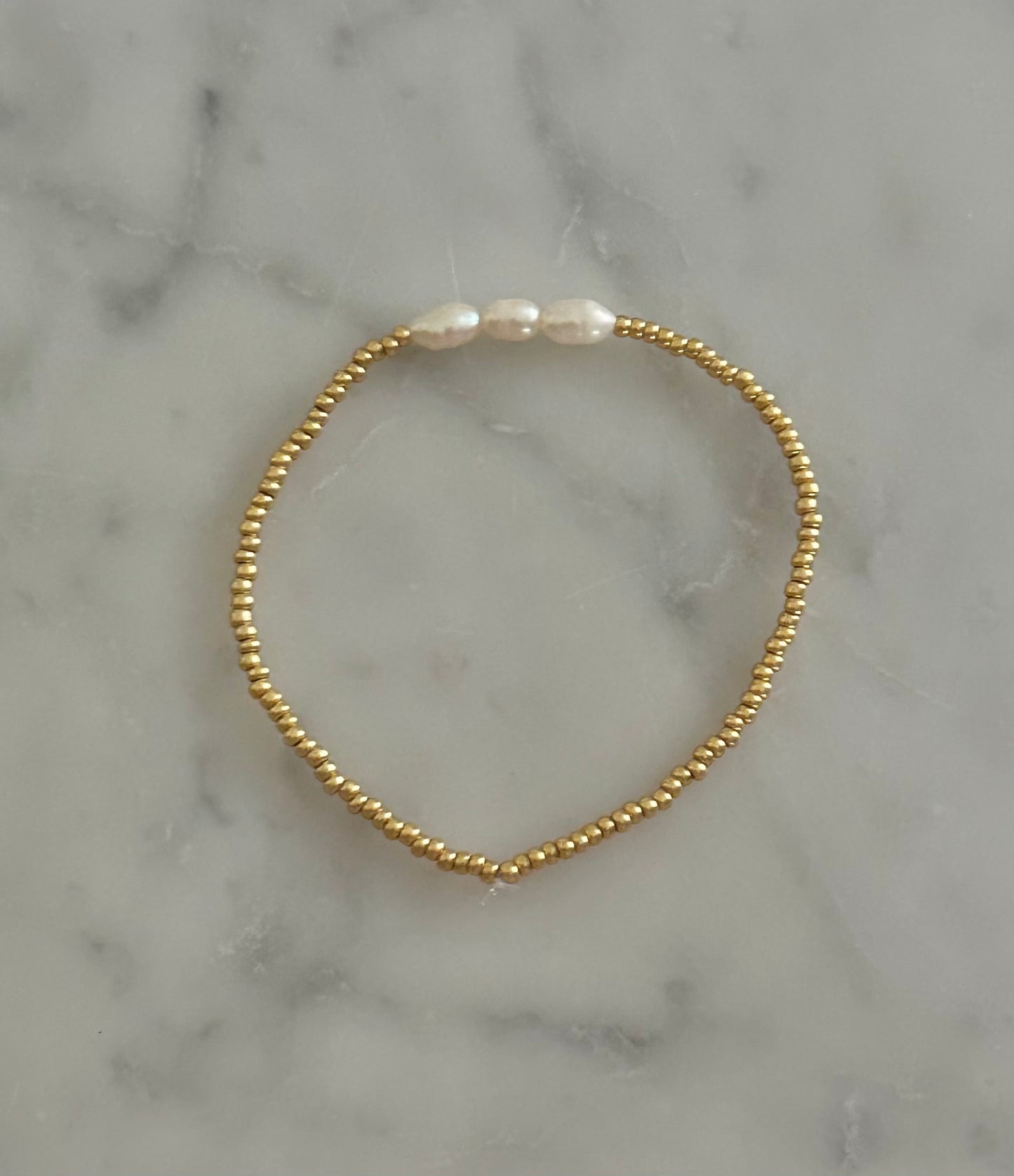 freshwater pearls center gold stacking bracelet