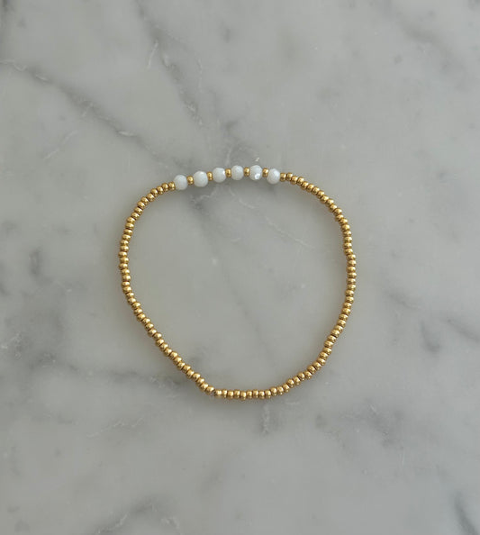 white center gold bracelet