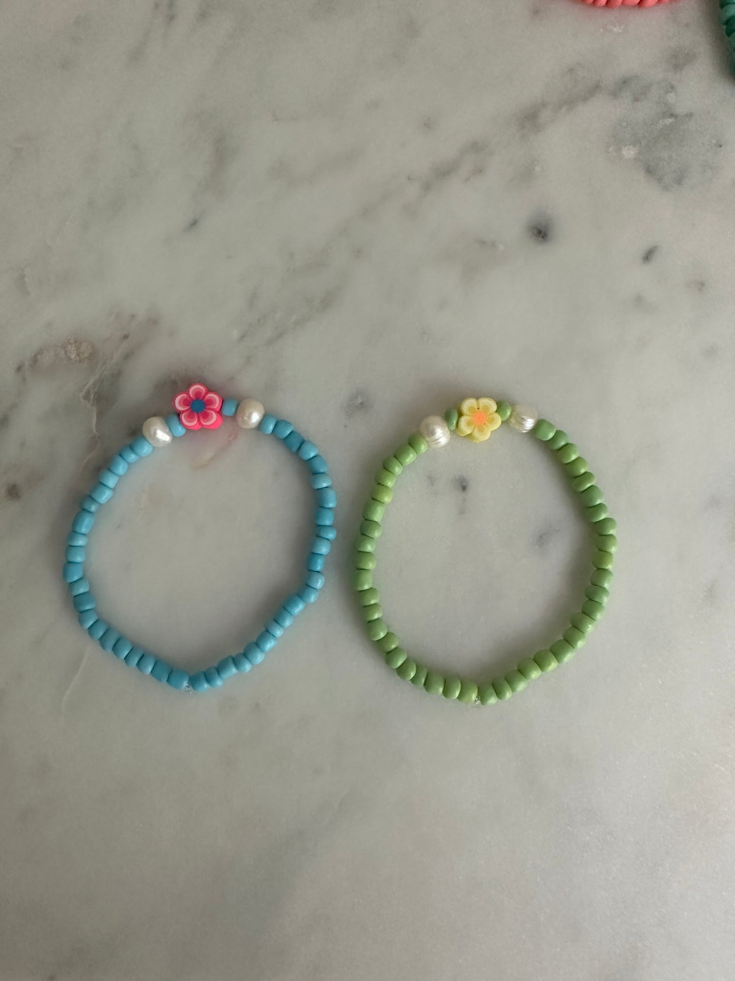 maui flower bracelet(100% of profits goes to maui)