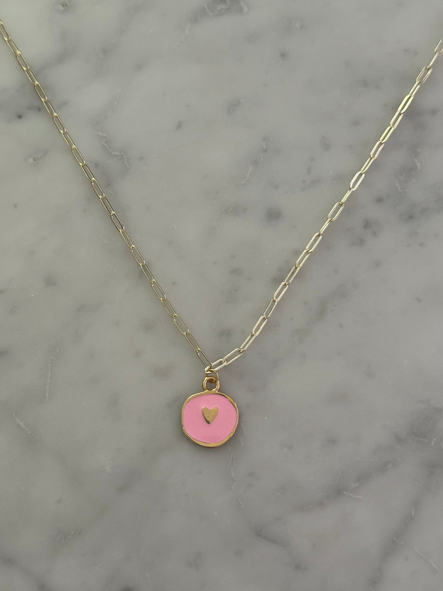 enamel heart round pendent necklace