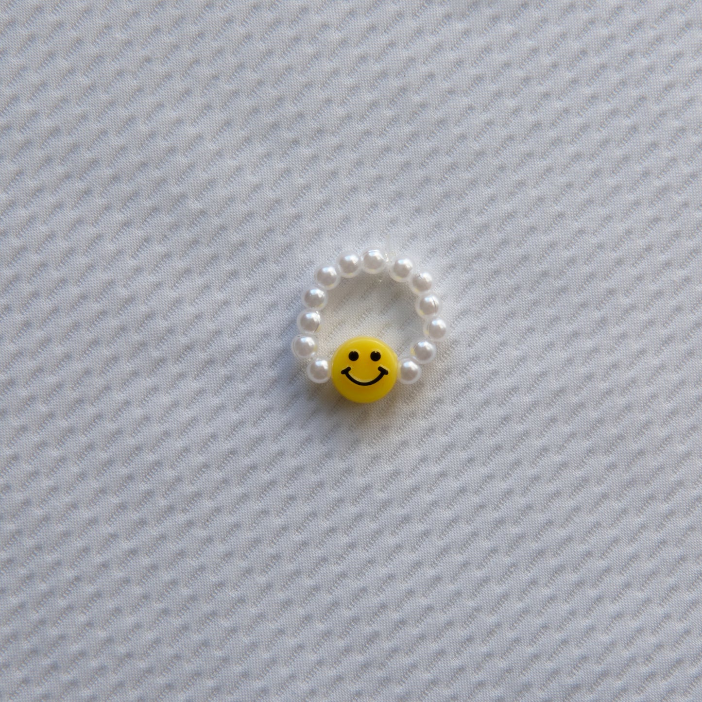 pearl smiley ring